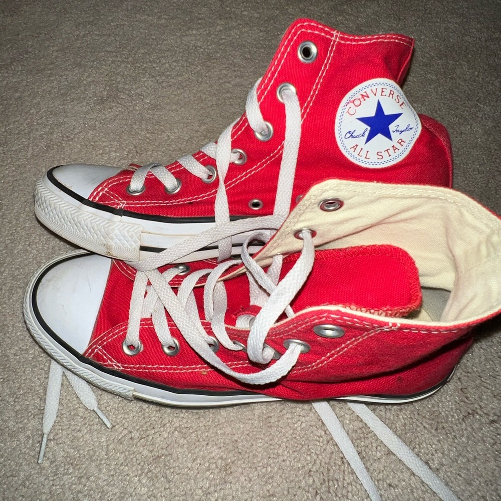 Red Converse
